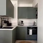Appartement Tunnelmallinen Yksioe Kaupungin Laeheisyydessae *